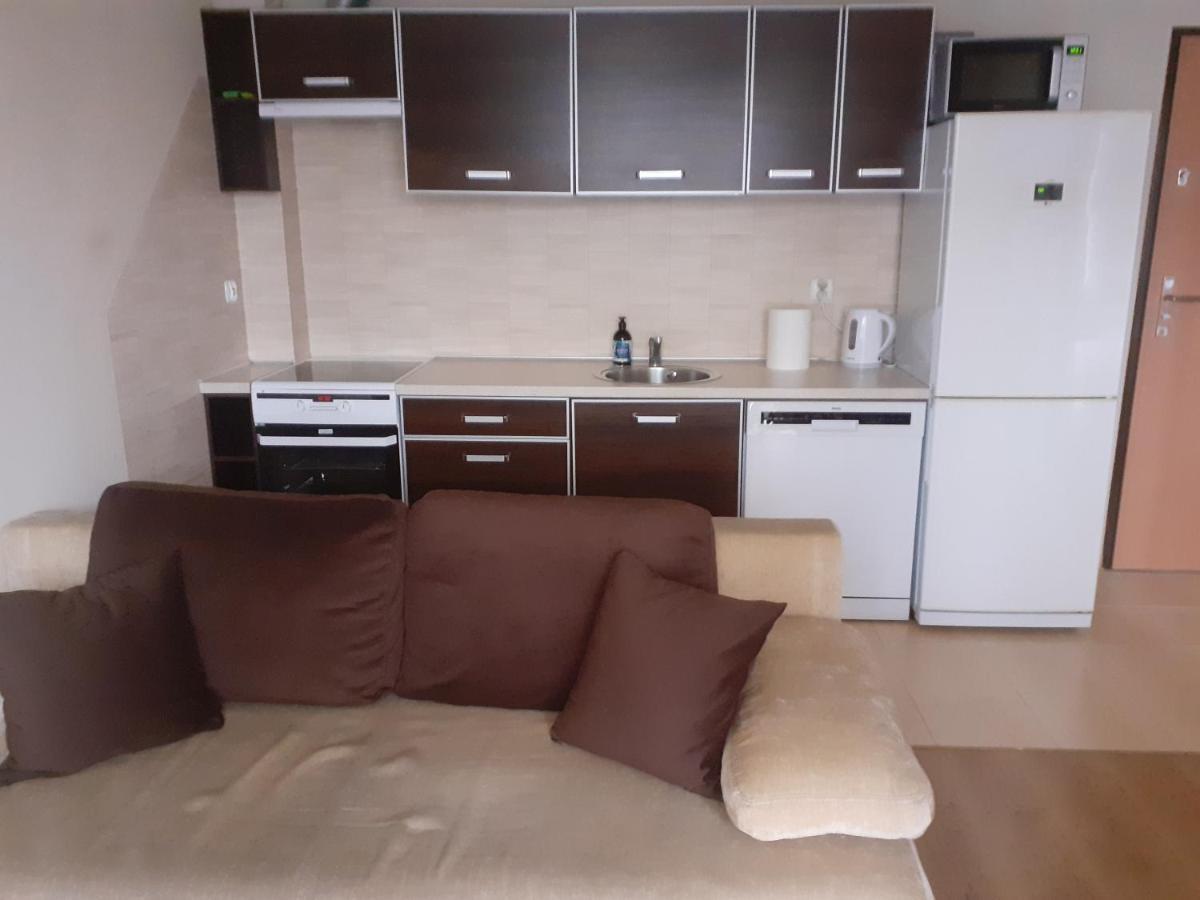 Sloneczny Apartament Z Malym Ogrodkiem Wejherowo Kültér fotó