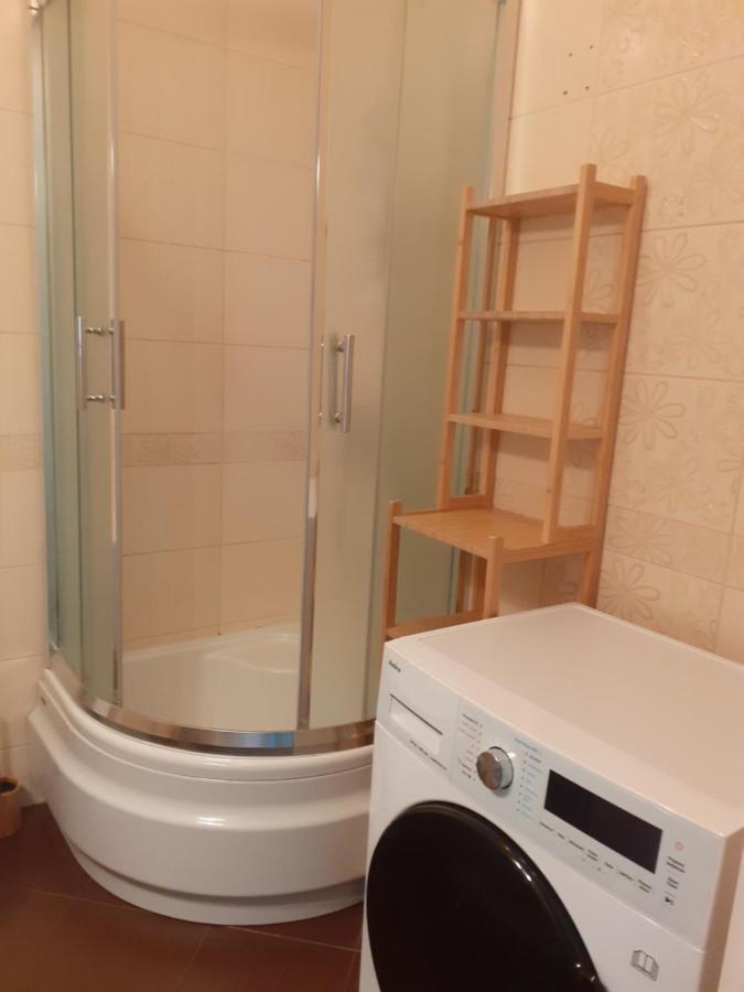 Sloneczny Apartament Z Malym Ogrodkiem Wejherowo Kültér fotó